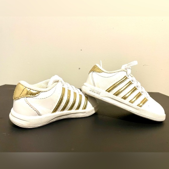 K-Swiss Classic VN Infant Baby Shoes Sneaker - White/Gold Size 6 - Picture 4 of 9